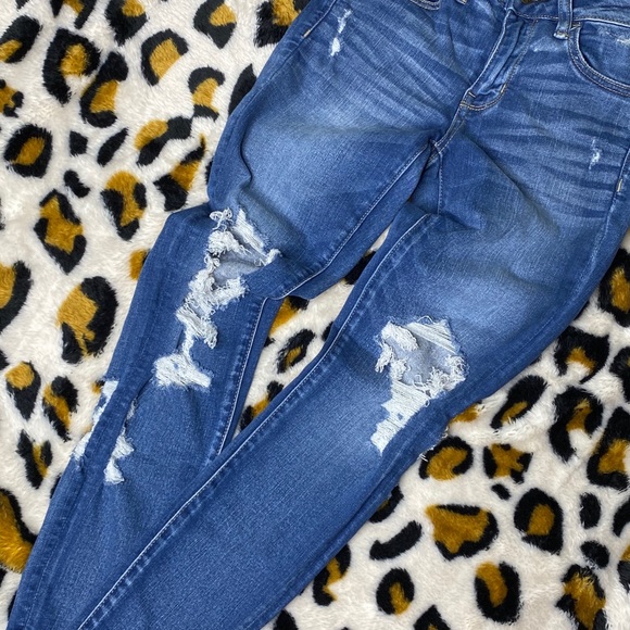 American Eagle Outfitters Distressed - Picture 3 of 7